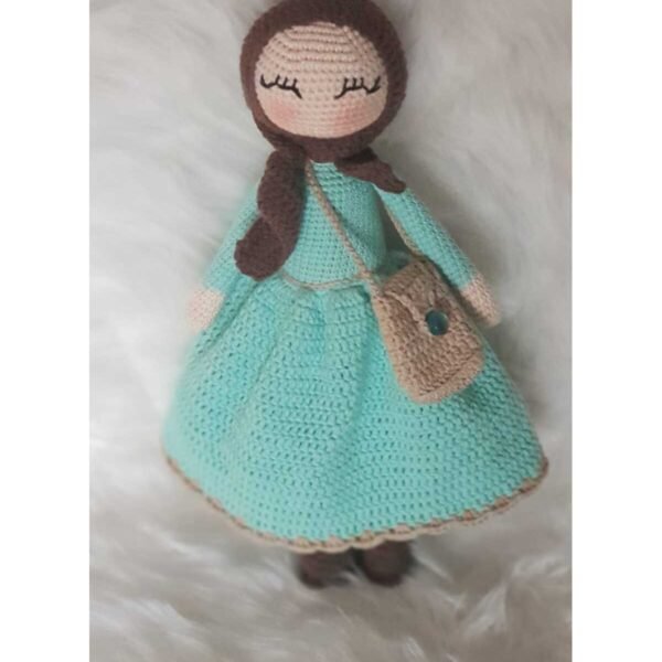 Mavi Neşeli Tesettürlü Amigurumi Örgü Oyuncak
