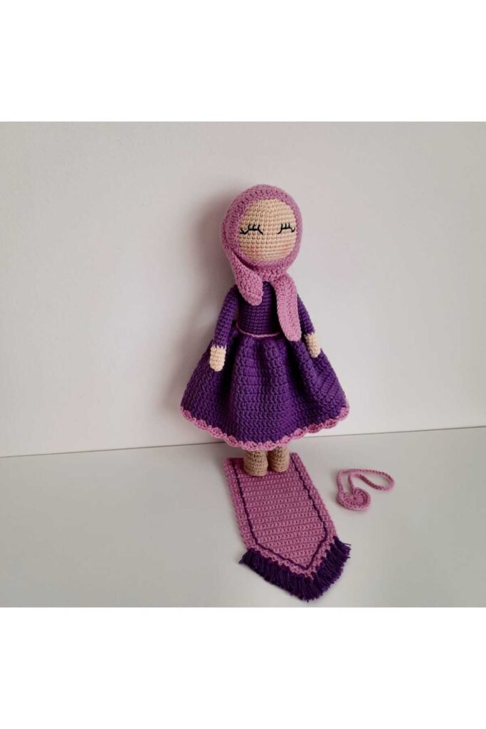 Seccadeli Tesettürlü Kız Amigurumi Organik Oyuncak